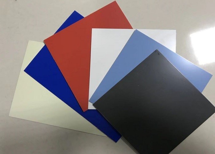 Plaque De Cuisson En Tôle D Acier Bleue Feuille Pre Enduite Populaire De Gi Tole D Acier Laminee A Chaud Dans La Bobine Avec La Bonne Isolation